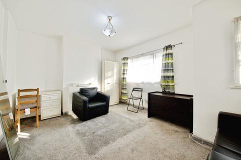 North Circular Road, London, NW10