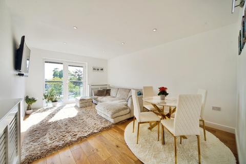 2 bedroom apartment for sale, The Cedars, Broxbourne, EN10