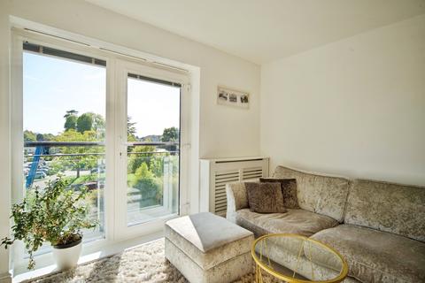 2 bedroom apartment for sale, The Cedars, Broxbourne, EN10