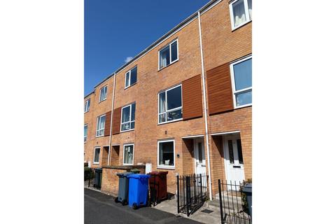 4 bedroom terraced house for sale, Greengage, Manchester, M13