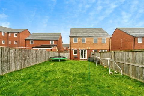 undefined, Cinder Close, Ellesmere Port, CH65