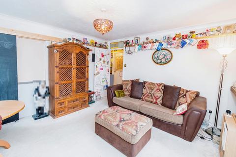 undefined, Chelveston Crescent, Southampton, SO16
