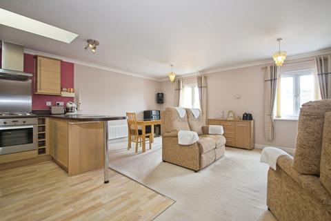 2 bedroom apartment for sale, Red Kite Close, Hengoed, CF82