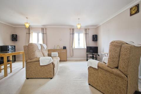 2 bedroom apartment for sale, Red Kite Close, Hengoed, CF82