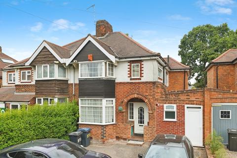 Warwick Road, Birmingham, B27