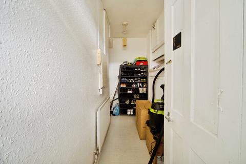2 bedroom flat for sale, Old Bethnal Green Road, London, E2