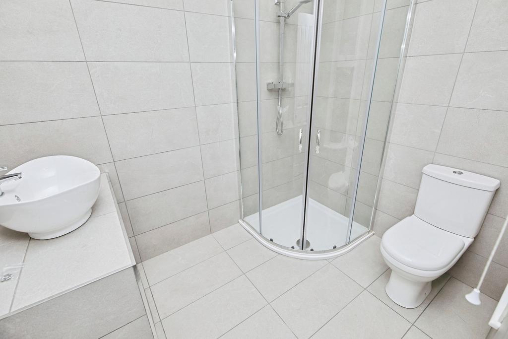 En-suite One