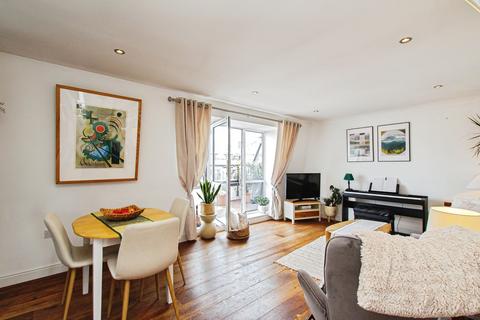 2 bedroom flat for sale, 5 Candle Street, London, E1