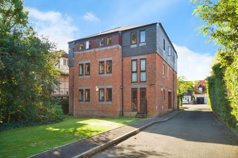 2 bedroom apartment for sale, Uplands Park Road, Enfield, EN2