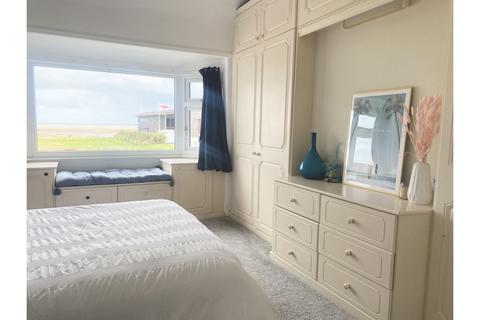 4 bedroom semi-detached house for sale, North Parade, Wirral, CH47