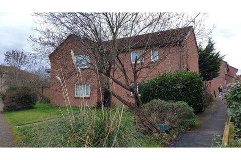 Ground floor flat for sale, Allington Close, Taunton, TA1