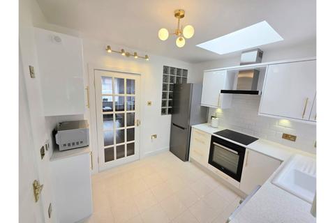 undefined, Evesham Road, Morden, SM4