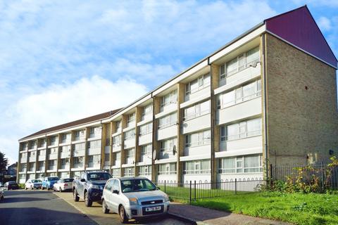 2 bedroom maisonette for sale, Bouvier Road, Enfield, EN3
