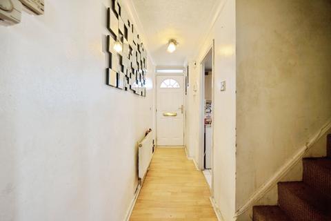 2 bedroom maisonette for sale, Bouvier Road, Enfield, EN3