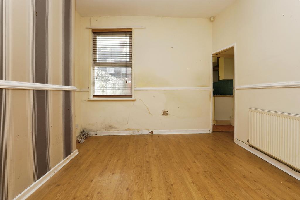 House in Sefton, Liverpool City Region - View 4