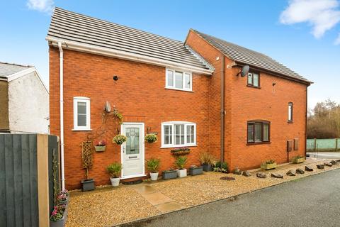 2 bedroom semi-detached house for sale - King Street, Mold, CH7