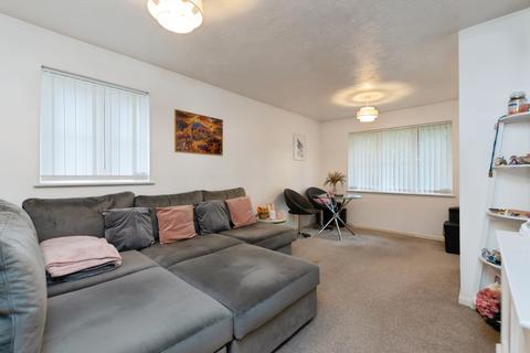 undefined, Evelyn Way, Wallington, SM6