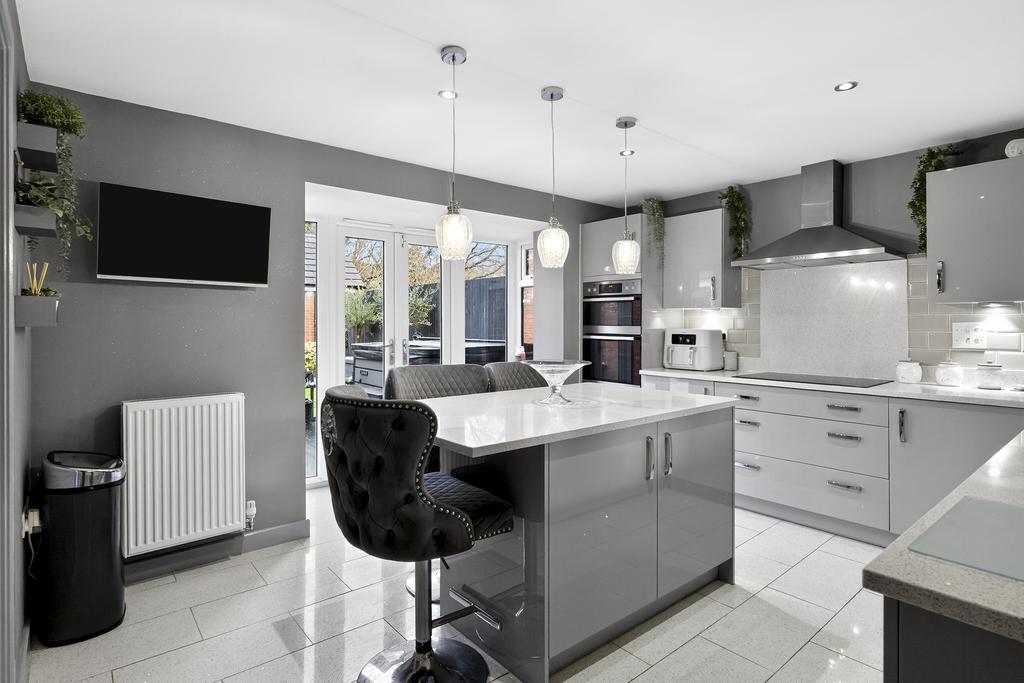 Kitchen/Breakfast