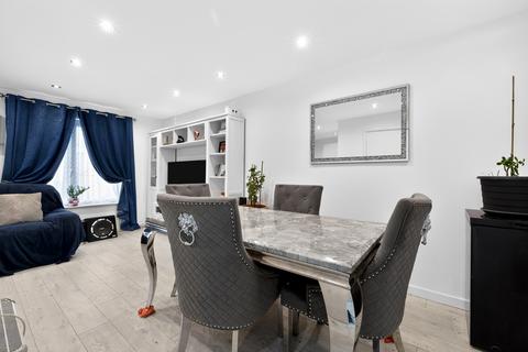 3 bedroom maisonette for sale, Dundas Road, London, SW9