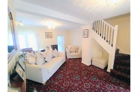 undefined, Wind Street, Aberdare, CF44