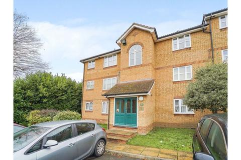 1 bedroom apartment for sale, Worcester Gardens, Slough, SL1