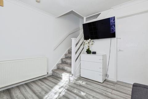 undefined, Braemar Gardens, Slough, SL1