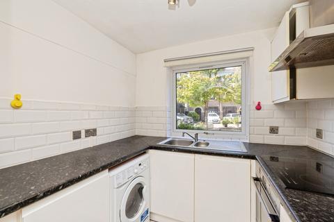 1 bedroom apartment for sale, Ironmongers Place, London, E14