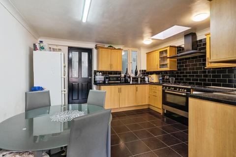 undefined, Melbourne Road, London, E17
