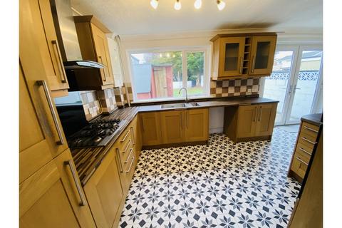 3 bedroom semi-detached house for sale, Maesglas, Bridgend, CF32
