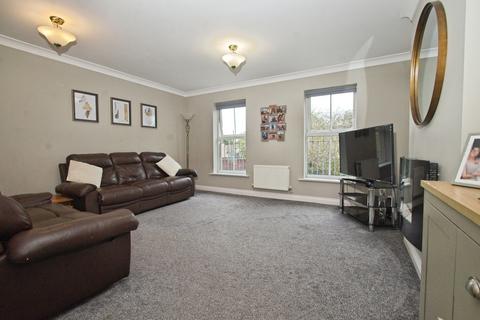 4 bedroom semi-detached house for sale, Clos Springfield, Pontyclun, CF72