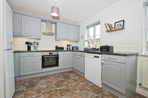 4 bedroom semi-detached house for sale, Clos Springfield, Pontyclun, CF72