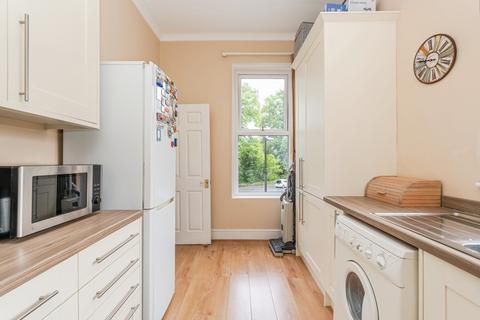 2 bedroom flat for sale, Court Road, Southampton, SO15