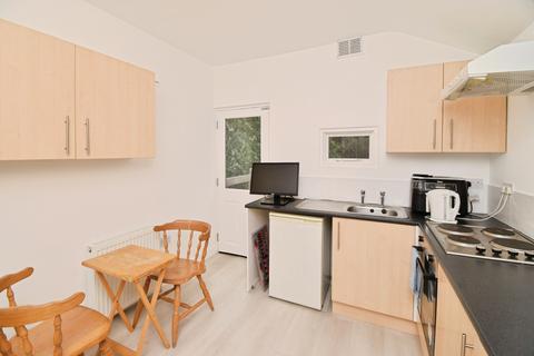 2 bedroom flat for sale, Chandler Avenue, London, E16