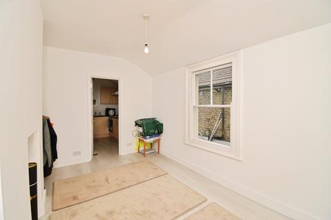 2 bedroom flat for sale, Chandler Avenue, London, E16