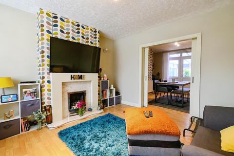 3 bedroom semi-detached house for sale, Ridge Crescent, Manchester, M45