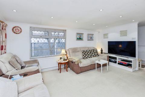 2 bedroom detached bungalow for sale, Orchards Residential Park, Slough, SL3