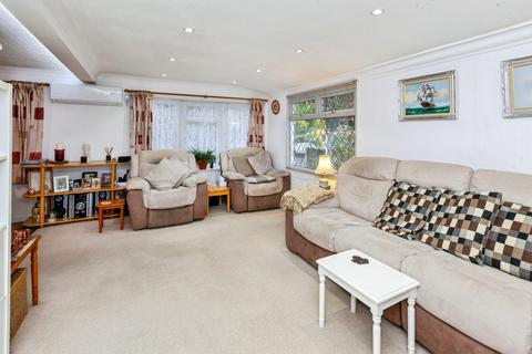 2 bedroom detached bungalow for sale, Orchards Residential Park, Slough, SL3