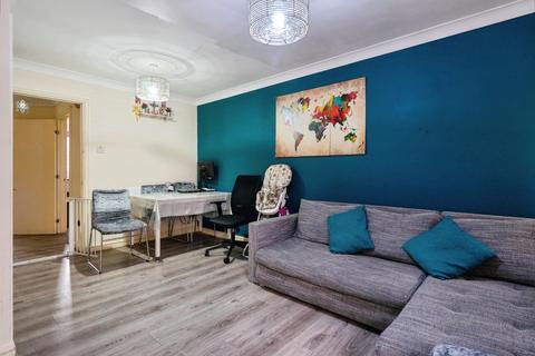 Thomas Cribb Mews, London, E6