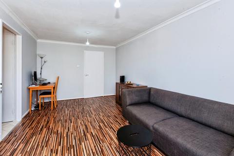 1 bedroom flat for sale, Fox Road, Slough, SL3