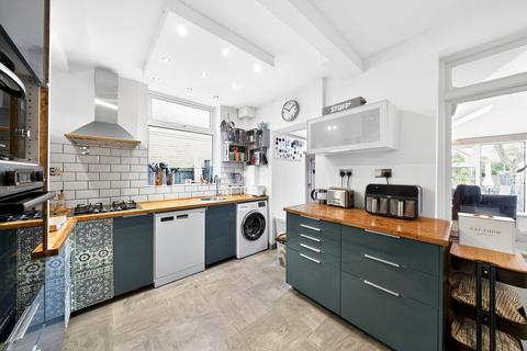 3 bedroom semi-detached house for sale, Dedworth Road, Windsor, SL4