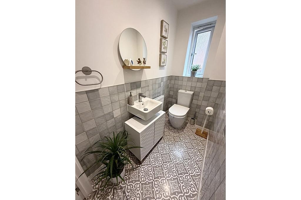 Downstairs Bathroom