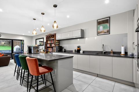 undefined, Clare Road, Maidenhead, SL6