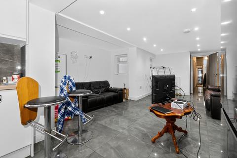 undefined, Richards Street, Cardiff, CF24