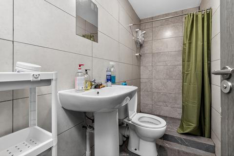 undefined, Richards Street, Cardiff, CF24