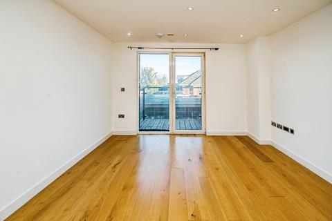 1 bedroom apartment for sale, Railway Terrace, Slough, SL2