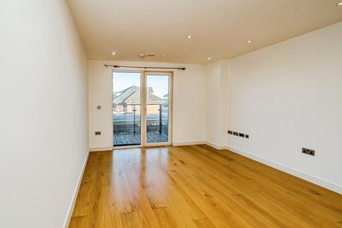 1 bedroom apartment for sale, Railway Terrace, Slough, SL2
