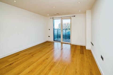 1 bedroom apartment for sale, Railway Terrace, Slough, SL2