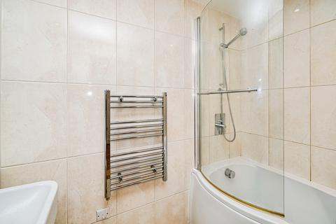 1 bedroom apartment for sale, Railway Terrace, Slough, SL2