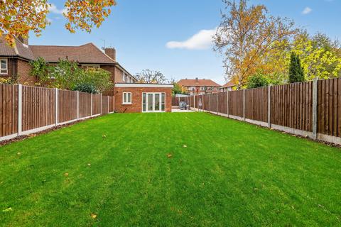 4 bedroom apartment for sale, Monk Drive, London, E16
