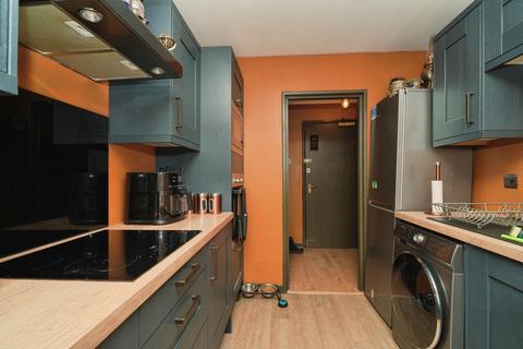 3 bedroom apartment for sale, Canterbury Gardens, Salford, M5